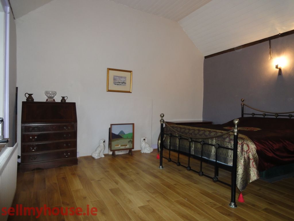 Maghery Cottage - Coastal Property for sale in Dungloe privately by owner