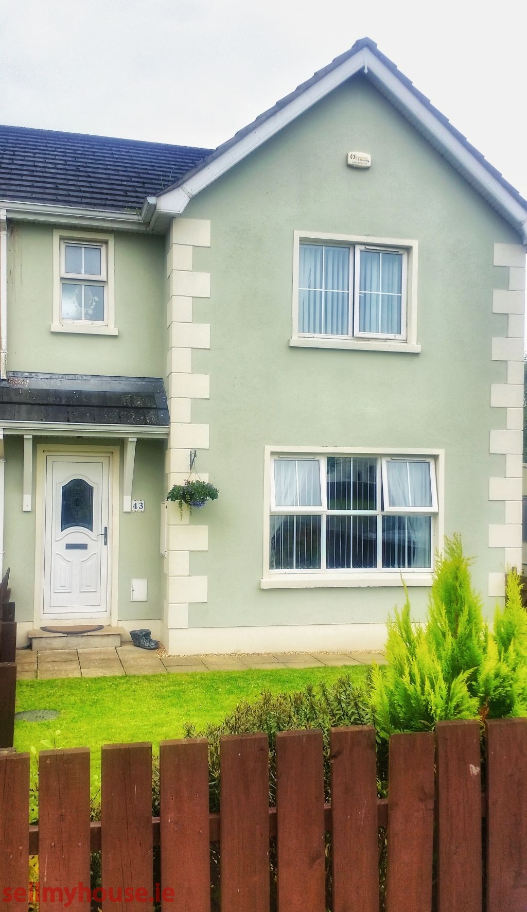 43 Ashlea Grove Semi Detached House for sale in Killea privately by owner