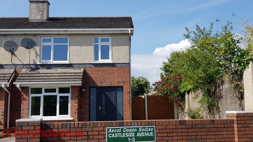 1 Castlesize Avenue Semi Detached House for sale in Sallins privately