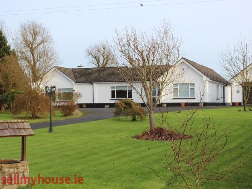 Scurlogstown Detached House for sale in Kells privately by owner